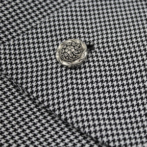 Houndstooth check scarf button detail