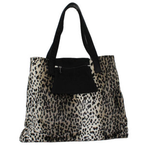 grey cheetah weekend bag front